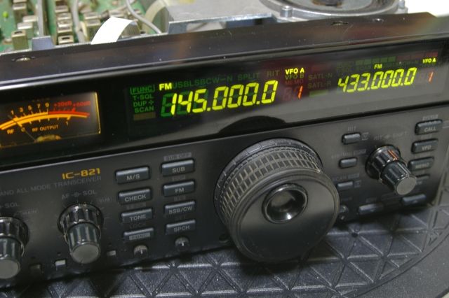IC-821 周波数アンロック : JHGのブログ IC-821 周波数アンロック : JHGのブログ