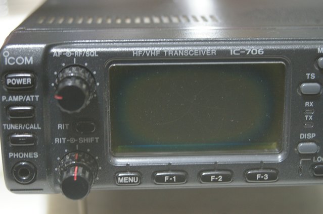 IC-706 液晶ビネガーシンドローム修理 : JHGのブログ
