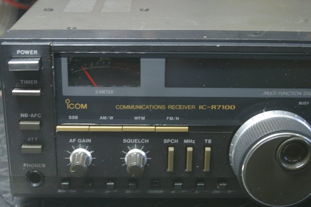 IC-R7100 電源が入らない : JHGのブログ