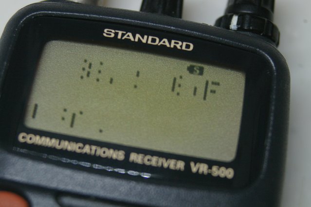 A945♥希少！スタンダード受信機　VR-500　使えますがジャンク扱いで♥ A945♥希少！スタンダード受信機 VR-500 使えますがジャンク扱いで♥