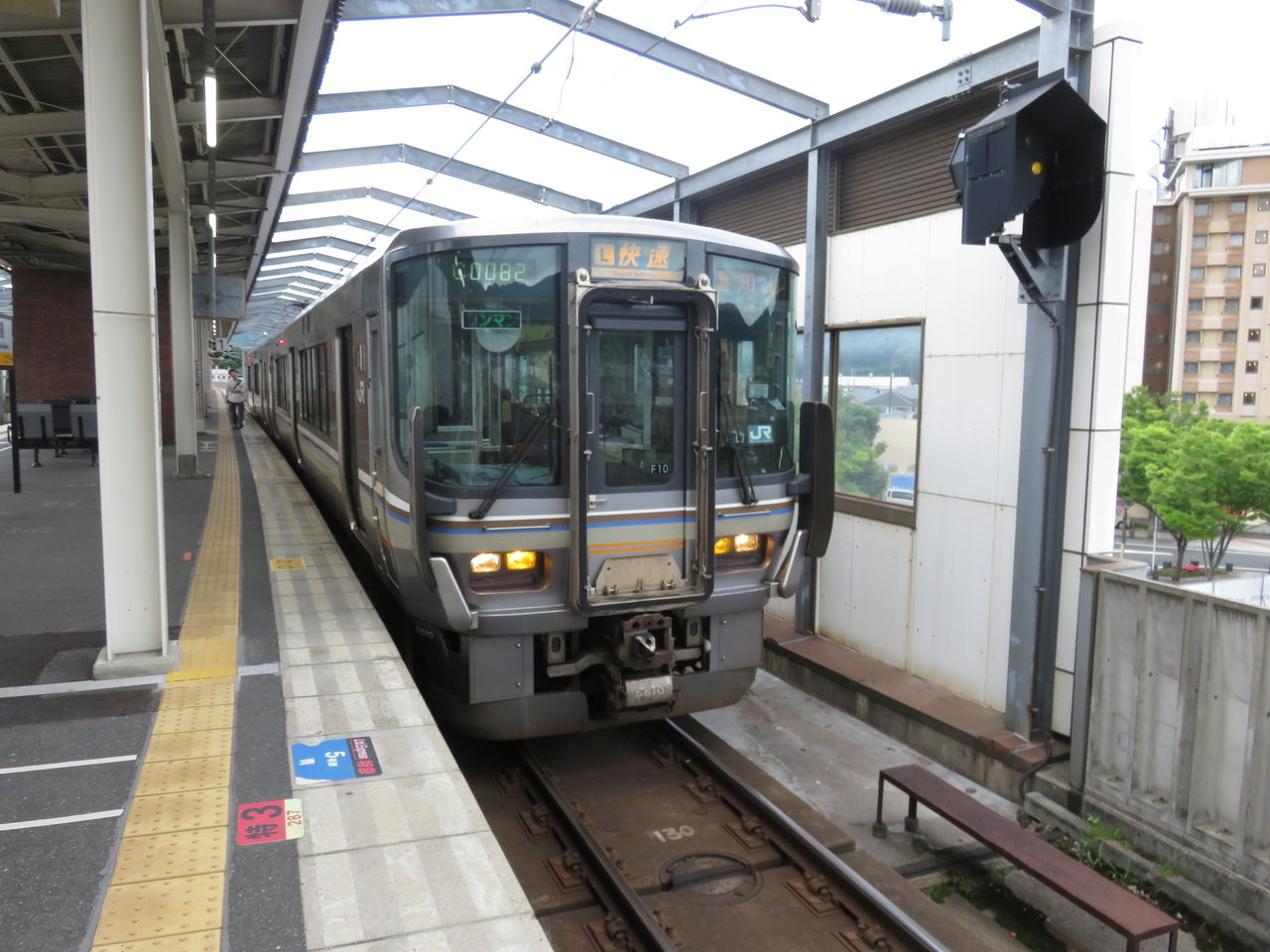 イメージ 1