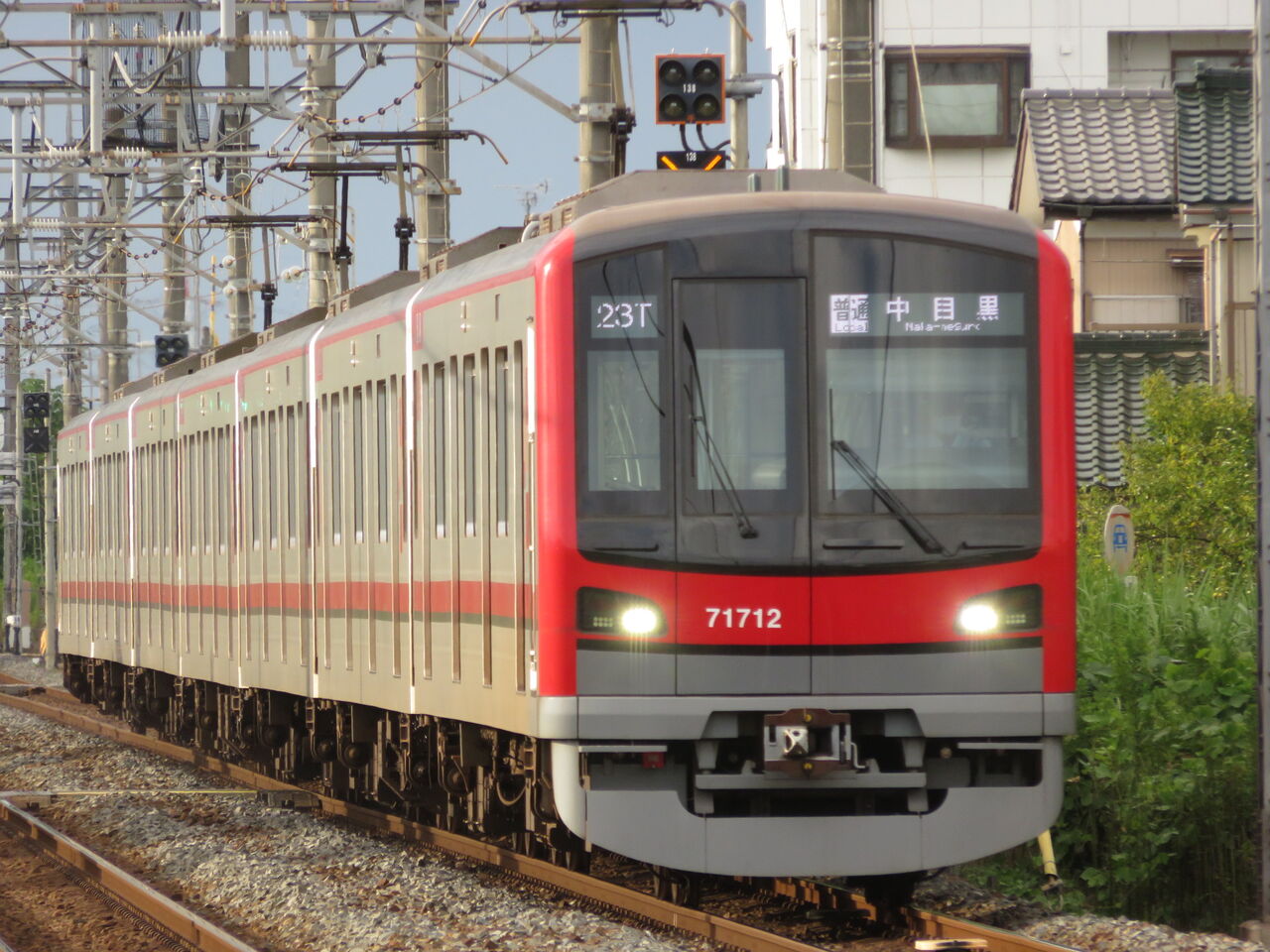 本庄車両センター~超特快の雑記帳~
東武、回送列車で空き飲料容器の回収・輸送!?
コメント
