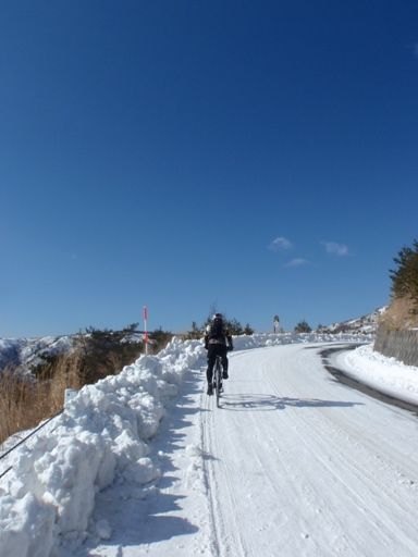 https://livedoor.blogimg.jp/js1ktr/imgs/0/1/01284fbe.jpg