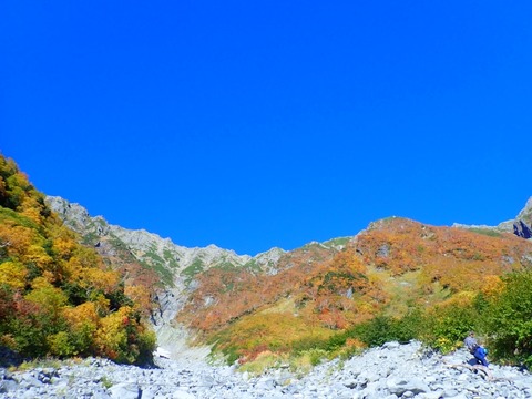 PA100142