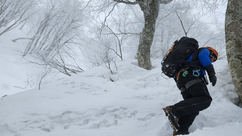 69795069-4426-4da8-a61d-2b9e413fe0c4