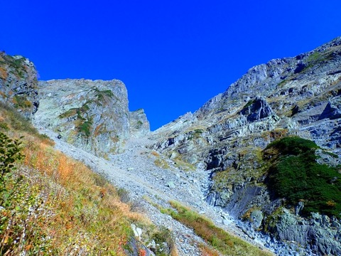 PA100036