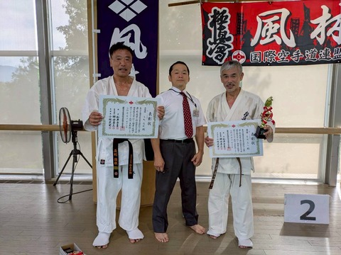 LINE_ALBUM_20251013初優勝_251014_7