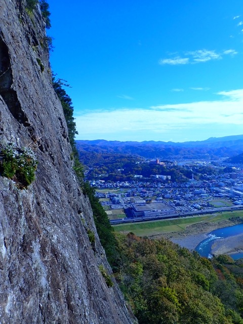 PC050033