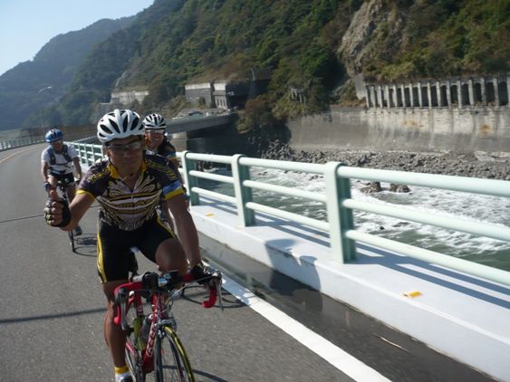 https://livedoor.blogimg.jp/js1ktr/imgs/8/f/8fc359ed.jpg