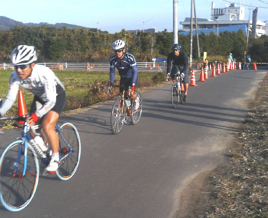 https://livedoor.blogimg.jp/js1ktr/imgs/c/f/cf1759ed.jpg