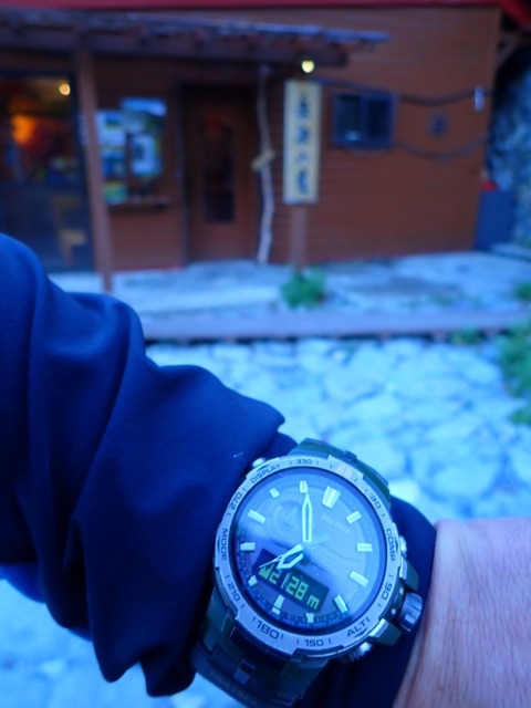 PA100018
