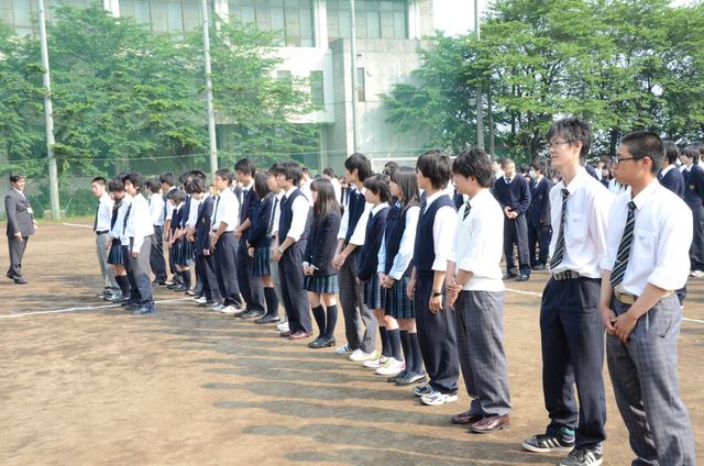 工学院大学附属高等学校制服画像