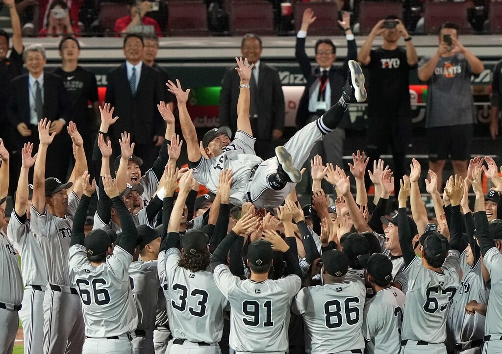 mobile-ThinkPad fan:祝！【巨人】4年ぶり39度目のリーグ優勝！