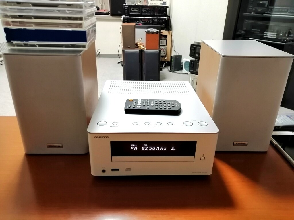 ONKYO コンポ bluetooth対応 CR-U3 動作検証！ONKYO CR-U3 手軽にBluetooth/ipodで音楽を聞いてみた