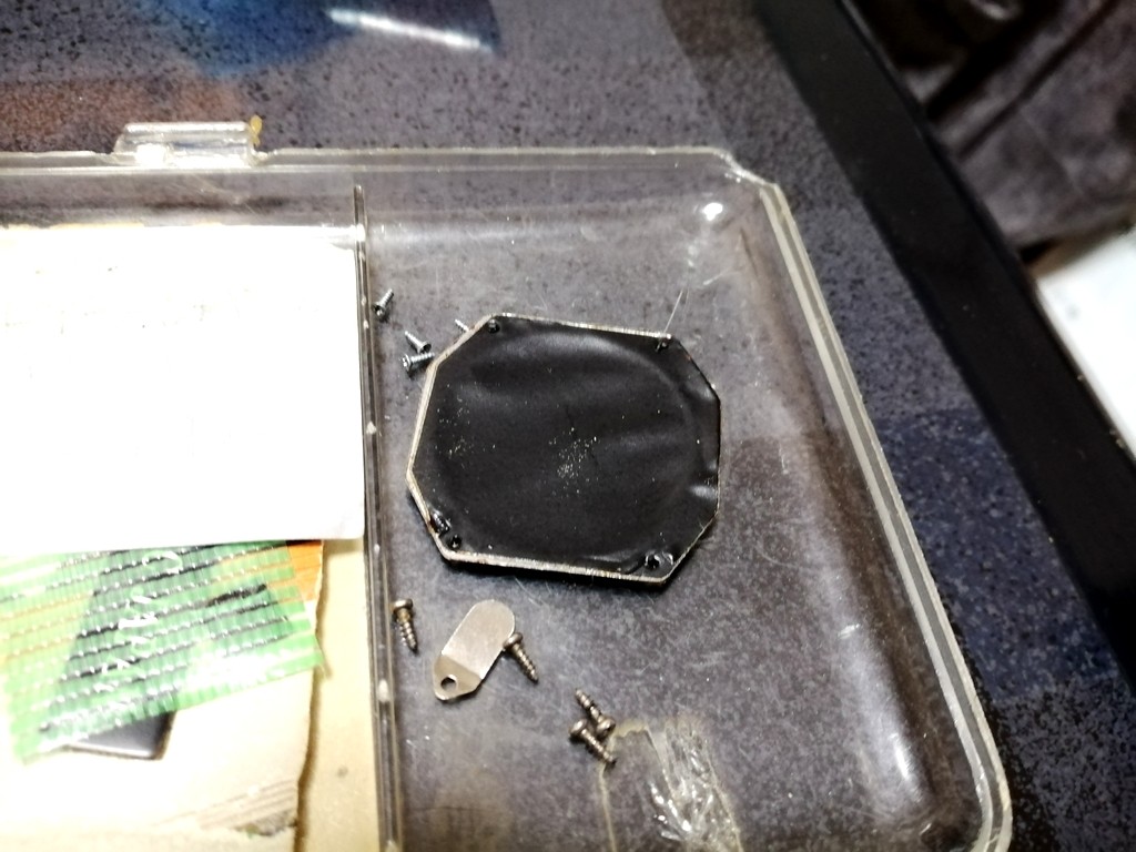 Daisoの腕時計の電池交換 Mobile Thinkpad Fan Daisoの腕時計の電池交換 Mobile Thinkpad Fan