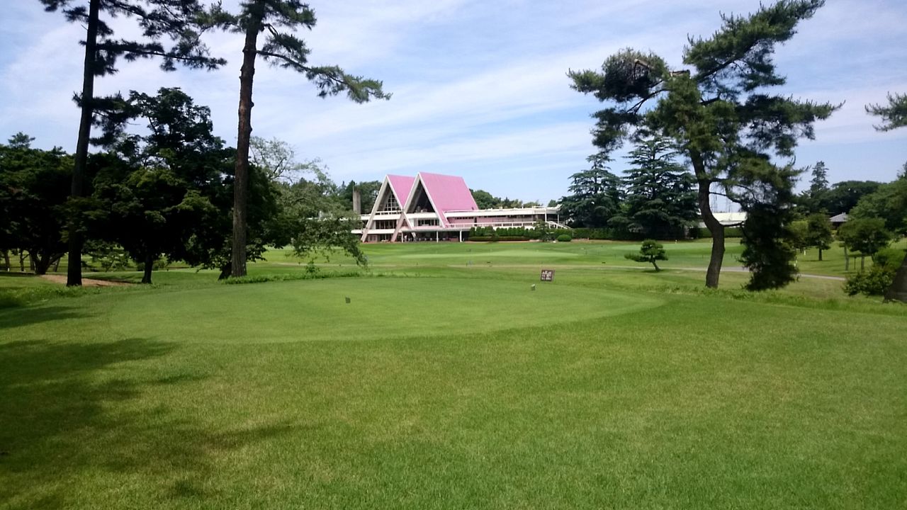 紫ccすみれコースラウンド記 フェアウェイが残念だった 斎藤純平のゴルフ地獄 すべては上達のために