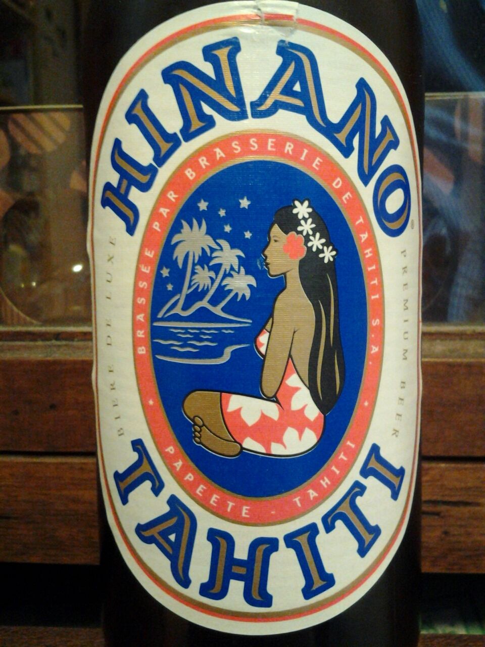 ヒナノ（HINANO） ビール」 ／ ビール フランス領タヒチ : 美酒佳肴(び