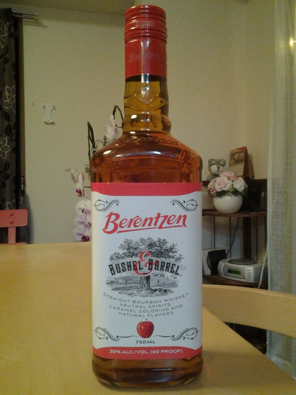 Berentzen ベレンツェン アップル バーボン 蒸留酒 ドイツ 美酒佳肴 びしゅかこう 酒と美食にうつつをぬかす親爺の覚書き Berentzen ベレンツェン アップル バーボン 蒸留酒 ドイツ 美酒佳肴 びしゅかこう 酒と美食にうつつをぬかす親爺の覚書き