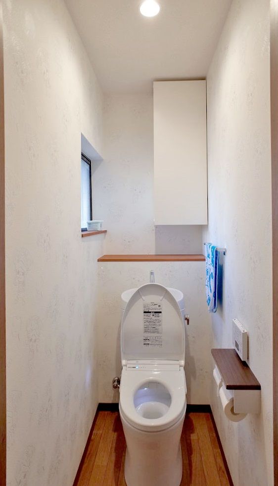 快適なトイレへ 奥行の長い場合のデザイン 素敵 快適 エコリフォームはこちら 住電工房maru