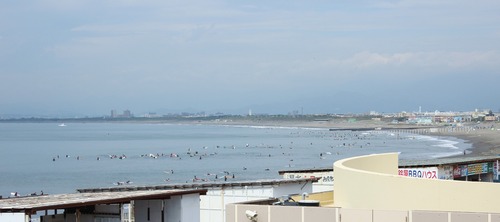 えのすいから海を望む