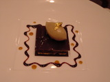 チョコラの上はトリュフのアイスクリーム