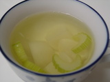 蕪とセロリのスープ