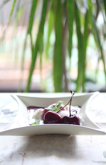 ¥Á¥§¥ê¡¼¤ÎÀ֥磻¥ó¼Ñ