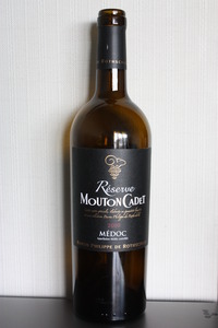 Mouton Cadet Medoc Reserve 2010