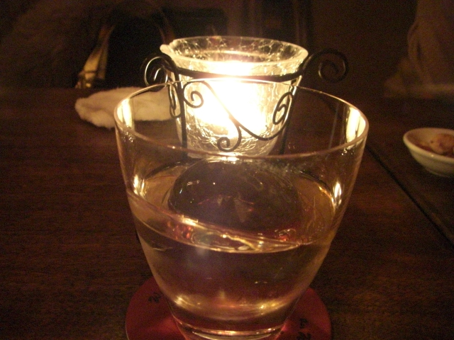Barにて
