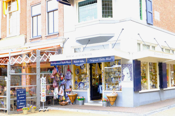 sHouse of Vermeer (1)