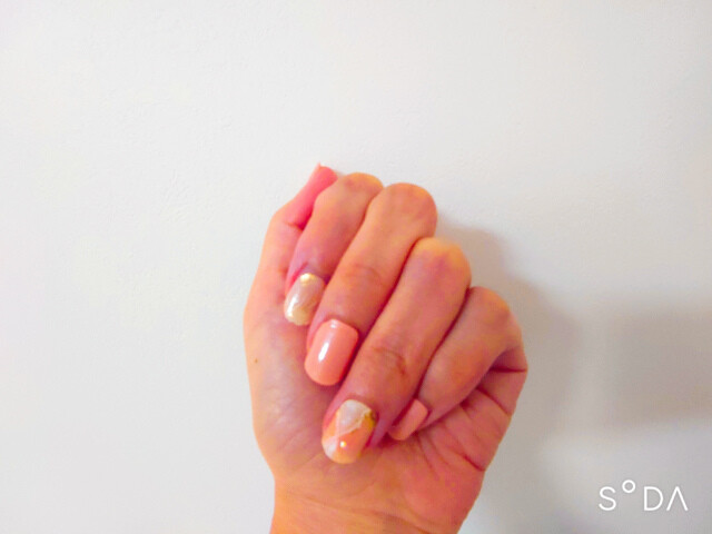 Epi 142 素敵なマダムになるためのとっておきな秘訣 指先を彩る自宅で簡単ジェルネイル 編 エレガントlife Styleコンシェルジュ エレガントスタイル研究家 砂田ちなつのエレ女日記 Epi 142 素敵なマダムになるためのとっておきな秘訣 指先を彩る自宅で簡単ジェルネイル 編 エレガントlife Styleコンシェルジュ エレガントスタイル研究家 砂田ちなつのエレ女日記