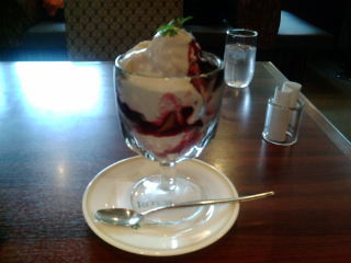 ロイホ1105242