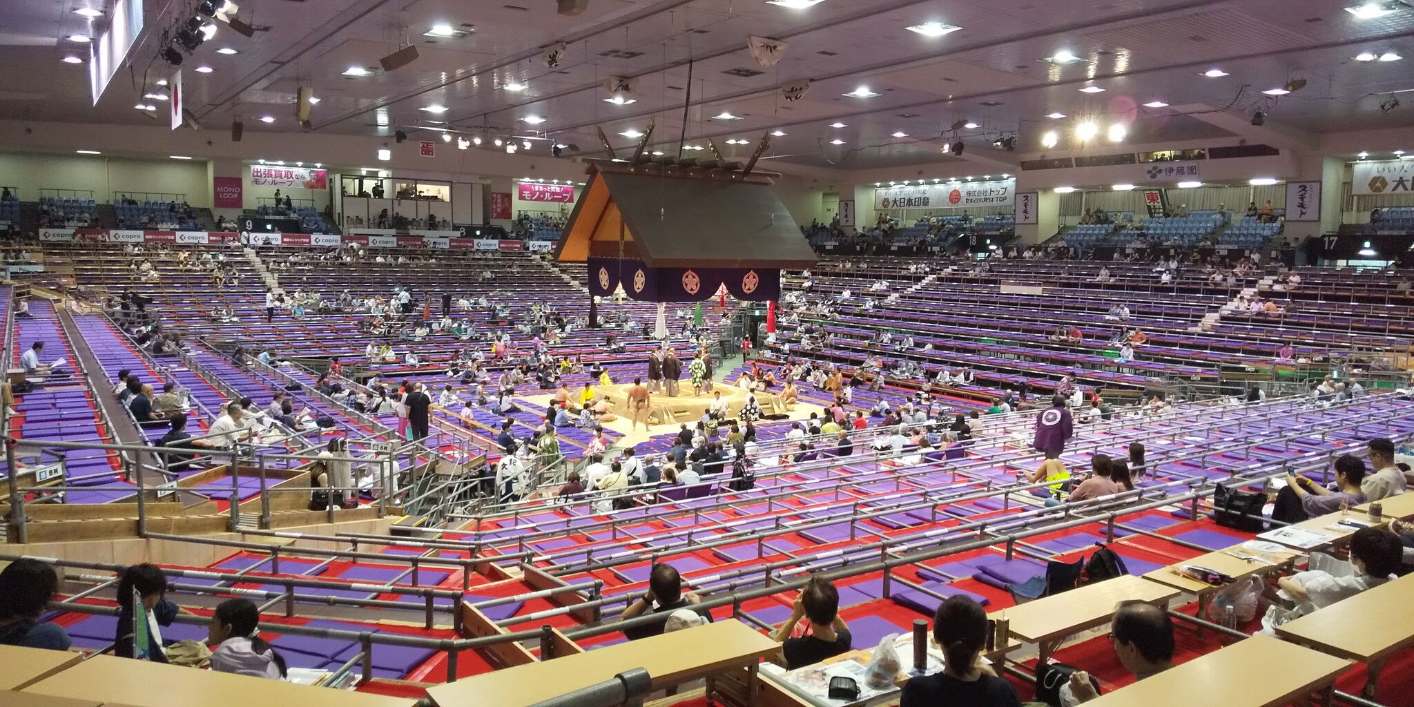 4人マスS席 向3列 大相撲名古屋場所 びびら 9日目 4人マスS席 向3列 大相撲名古屋場所 びびら 9日目