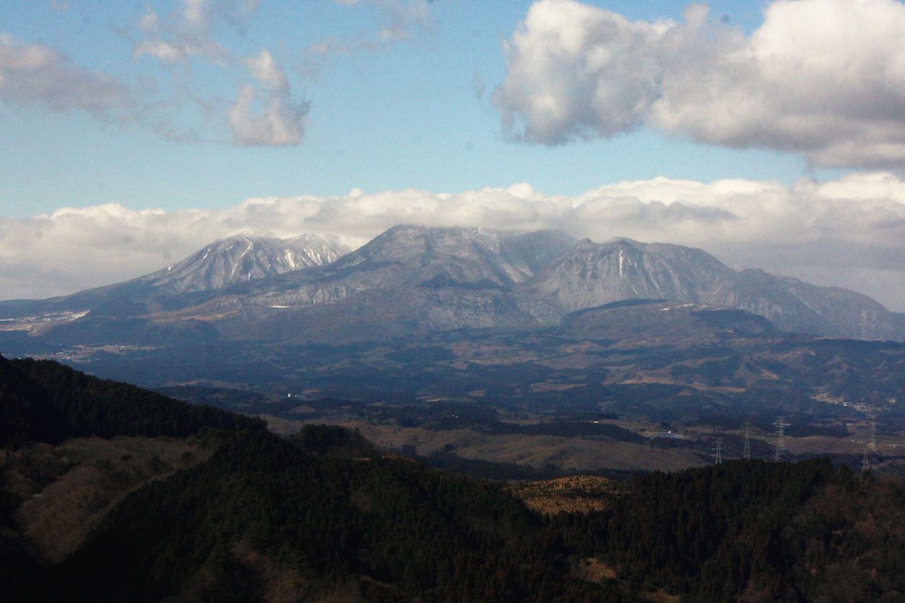 地吉 「のつはる少年自然の家」から山頂へ : やまやま再発見