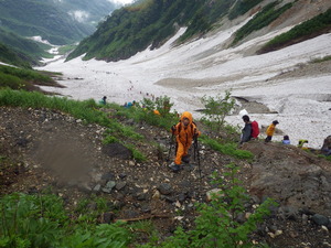 ����̾���