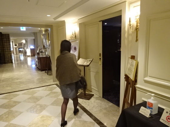 グルメの部屋 3217 バー シーガーディアン 横浜元町に来るとサザンの曲につられてつい立ち寄りたくなる老舗バー グルメ三昧