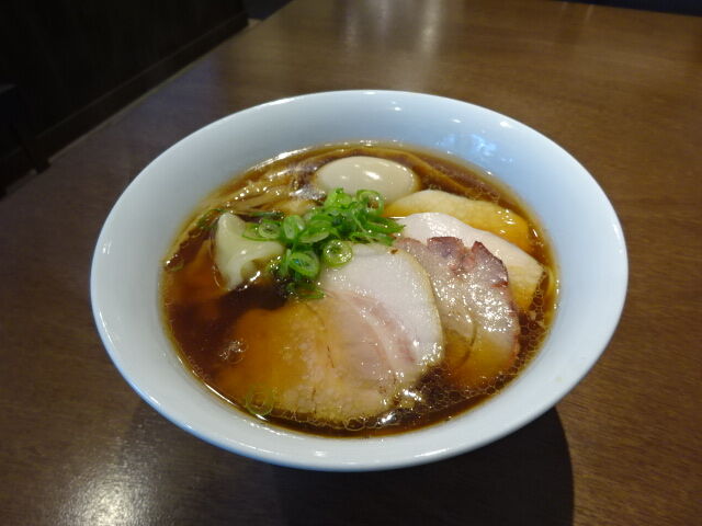 グルメの部屋 3813 らぁ麺 すぎ本 田園都市線拉麺御三家といわれているあの拉麺の巨匠佐野実の愛弟子の拉麺店 グルメ三昧 グルメの部屋 3813 らぁ麺 すぎ本 田園都市線拉麺御三家といわれているあの拉麺の巨匠佐野実の愛弟子の拉麺店 グルメ三昧