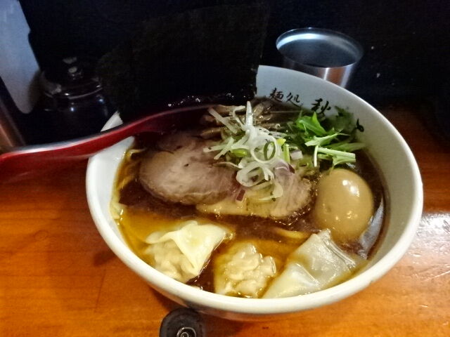 グルメの部屋 3819 麺処 秋もと 田園都市線拉麺御三家との噂の店でムタヒロや純連の出身の醤油ラーメンがお薦めの店 グルメ三昧 グルメの部屋 3819 麺処 秋もと 田園都市線拉麺御三家との噂の店でムタヒロや純連の出身の醤油ラーメンがお薦めの店 グルメ三昧