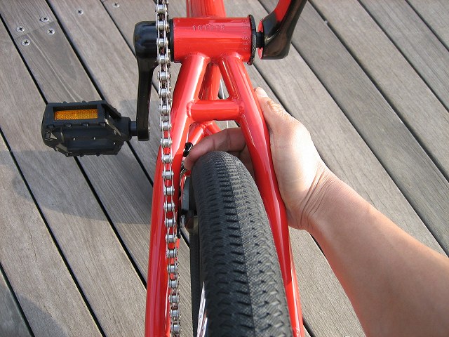 Bmxライダー 岡山 潤 日記 チェーンの張り方 ホイールセンターの合わせ方
