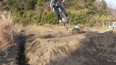 25)