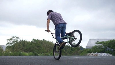 34)