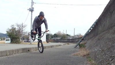 47)