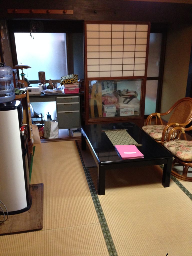毎日でも家庭訪問きてほしいわ。 : 物が多い家の片付け