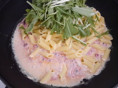 2014-5-29いかの塩辛と水菜のクリームペンネ (2)