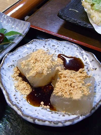 12.デザートのわらび餅