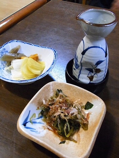 05.とりあえず熱燗(葉ワサビと一緒に)