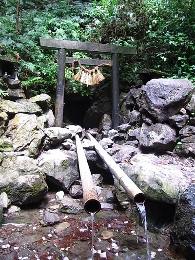 00.恵利原の水穴