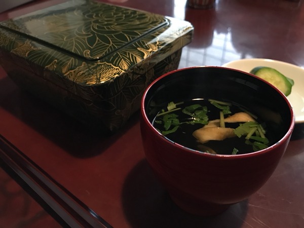 08.特徴的なお吸い物