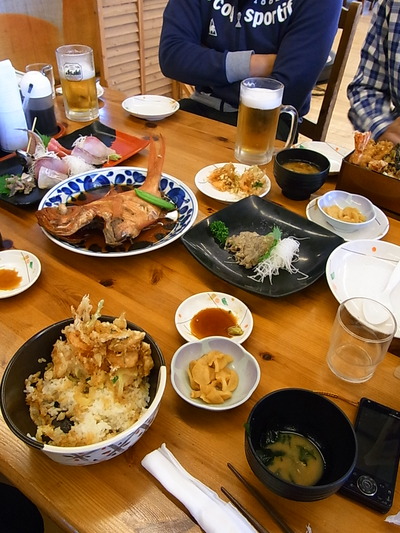 10.豪華な食卓
