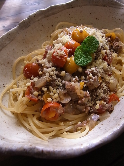 09.パスタの上に盛り付け!